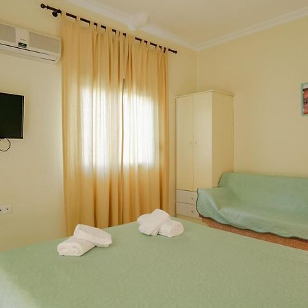 Malasi Apartments Ksamil Ngoại thất bức ảnh